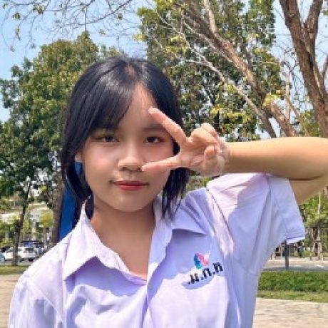 Profile picture of แพทอง ใจยะเสน