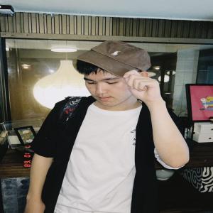 Profile picture of line-punnavit2016